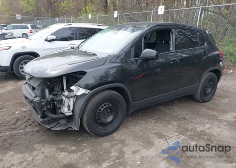 2018 Chevrolet Trax Ls z USA, uszkodzony, nr VIN 3GNCJKSB8JL203072